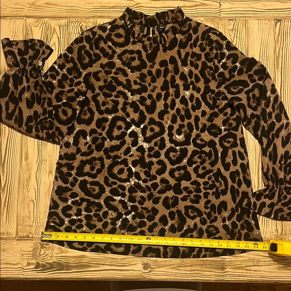 SHEIN Leopard Print Long Sleeve Top